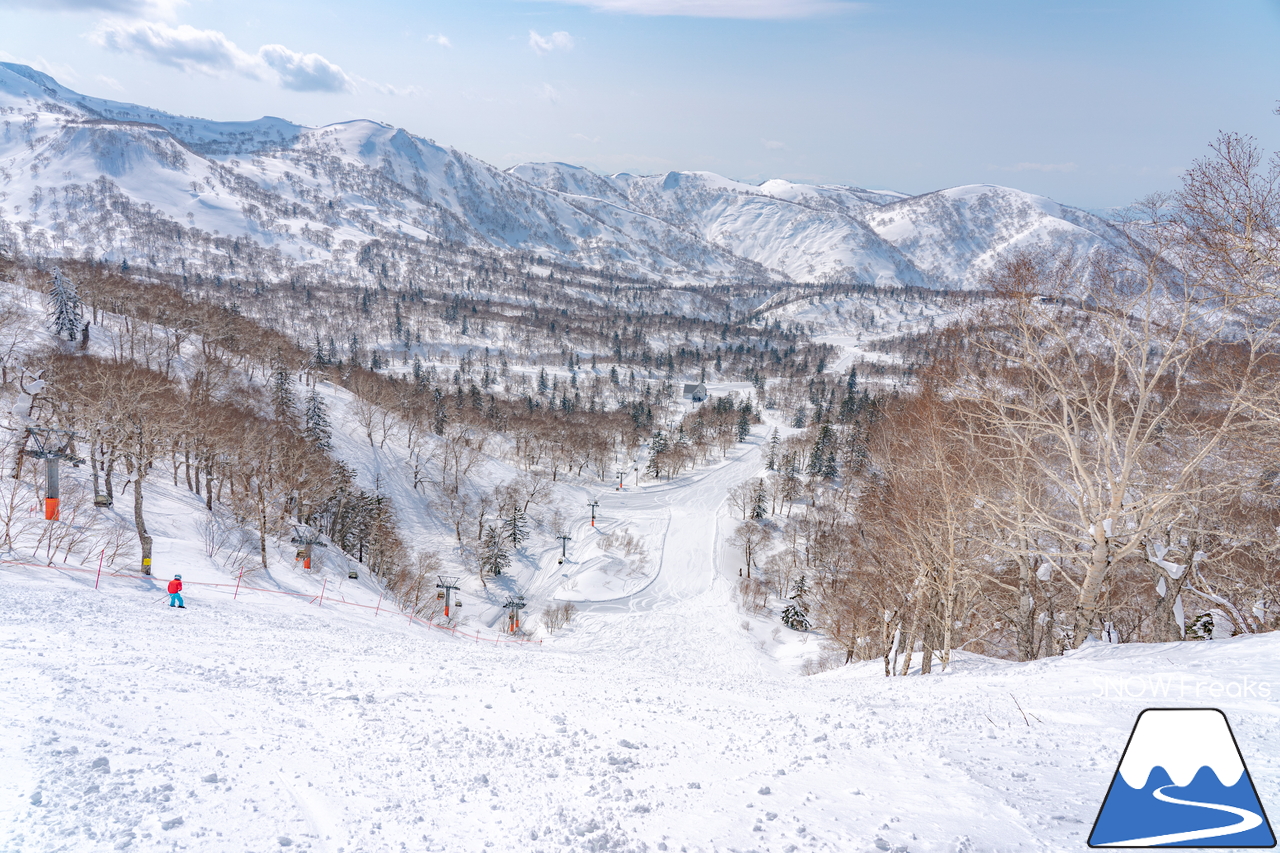 キロロリゾート｜まだまだ山頂は積雪４ｍ超！楽しい春スキー＆スノーボードシーズン到来です(^^)v